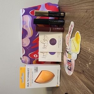 Clinique and Sydney Grace Black Honey Pot